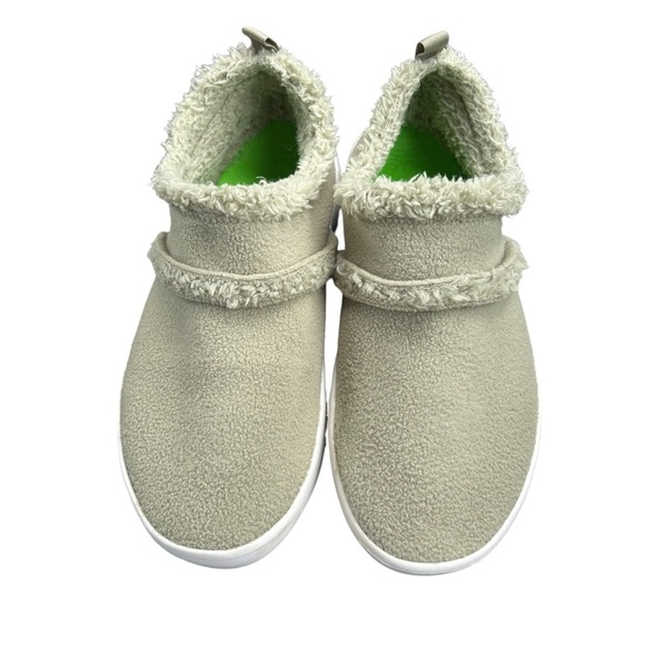 OOFOS Women’s Vegan Fleece-Lined Ankle Booties in sage sz 10 - Picture 2 of 9